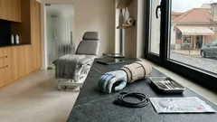 China deu luz verde a um implante cerebral comercial — o que muda na corrida das interfaces cérebro‑computador?